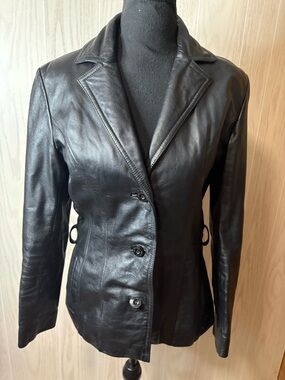 Wilson Women's Classic Black Leather Jacket XS